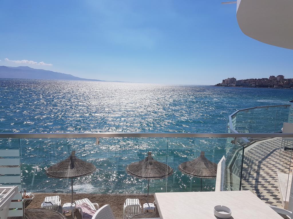 Hotel Delfini Sarandë 외부 사진